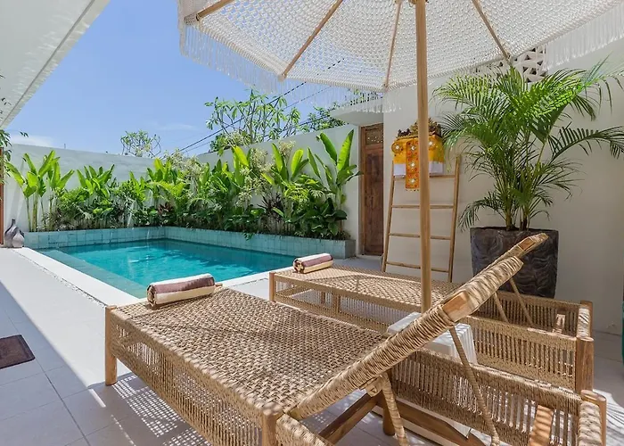 Villa Pop Cozy 2Br Villa & Pool Seminyak