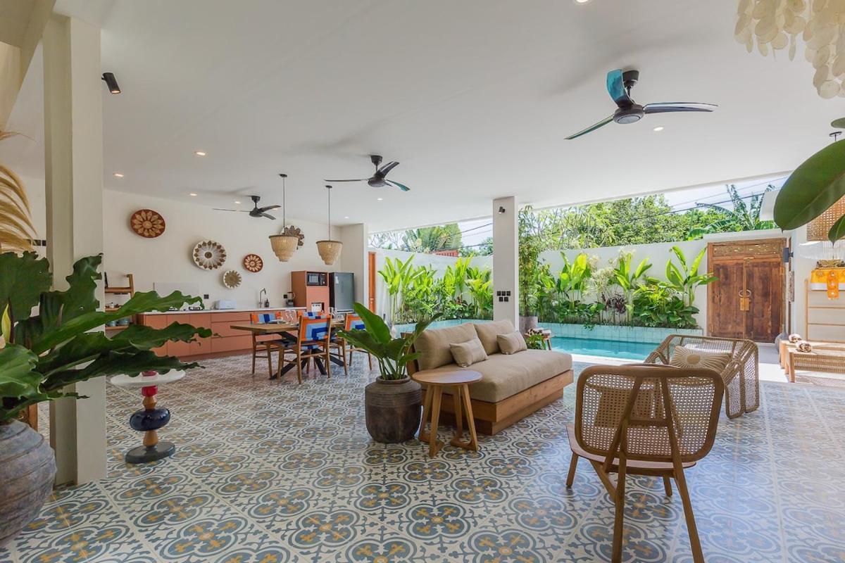 Villa Pop Cozy 2br & Pool Seminyak (Bali)